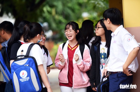 Nụ cười tỏa nắng sau mùa thi, chúng ta tạm biệt thời học sinh đáng nhớ! - Ảnh 8. Nụ cười tỏa nắng sau mùa thi, chúng ta tạm biệt thời học sinh đáng nhớ! - Ảnh 8.