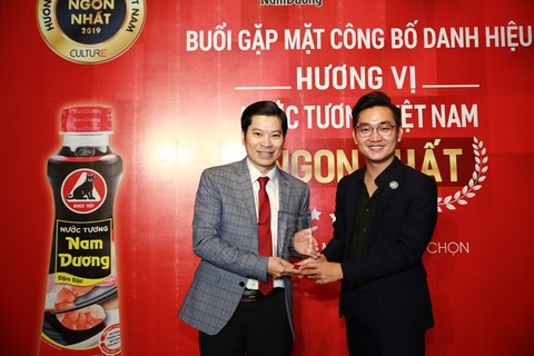 Tiếp bước đi lên với ‘combo’ ba yếu tố giá trị - Ảnh 2. Tiếp bước đi lên với ‘combo’ ba yếu tố giá trị - Ảnh 2.
