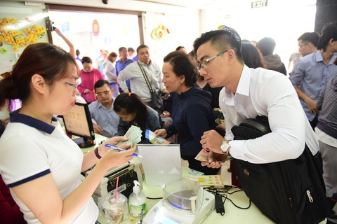 Giá vàng lùi sâu dưới 39 triệu đồng/lượng - Ảnh 1. Giá vàng lùi sâu dưới 39 triệu đồng/lượng - Ảnh 1.