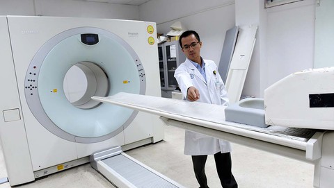 Lò thuốc phóng xạ hỏng: Bệnh nhân đi lại 4.000 cây số chụp PET/CT - Ảnh 3. Lò thuốc phóng xạ hỏng: Bệnh nhân đi lại 4.000 cây số chụp PET/CT - Ảnh 3.