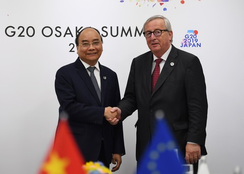 Thủ tướng Nguyễn Xuân Phúc chụp ảnh cùng lãnh đạo các nước G20 - Ảnh 7. Thủ tướng Nguyễn Xuân Phúc chụp ảnh cùng lãnh đạo các nước G20 - Ảnh 7.