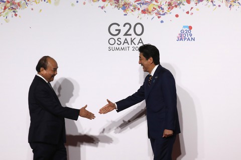 Thủ tướng Nguyễn Xuân Phúc chụp ảnh cùng lãnh đạo các nước G20 - Ảnh 1. Thủ tướng Nguyễn Xuân Phúc chụp ảnh cùng lãnh đạo các nước G20 - Ảnh 1.
