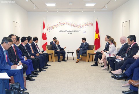 Thủ tướng Nguyễn Xuân Phúc chụp ảnh cùng lãnh đạo các nước G20 - Ảnh 6. Thủ tướng Nguyễn Xuân Phúc chụp ảnh cùng lãnh đạo các nước G20 - Ảnh 6.