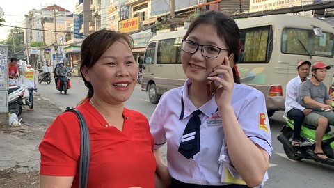 Ngày gia đình Việt Nam 28-6: Cảm ơn ba mẹ cả đời bên giấc mơ con - Ảnh 1. Ngày gia đình Việt Nam 28-6: Cảm ơn ba mẹ cả đời bên giấc mơ con - Ảnh 1.