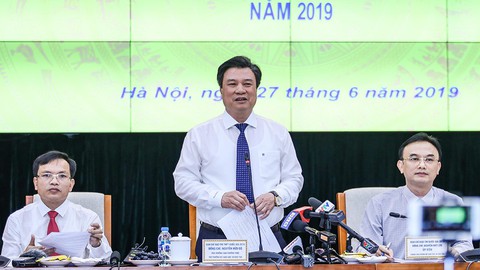 Chấm thi tự luận, bộ phận làm phách bị cách ly hoàn toàn - Ảnh 1. Chấm thi tự luận, bộ phận làm phách bị cách ly hoàn toàn - Ảnh 1.