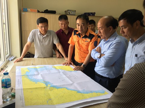 Va chạm tàu hàng, tàu cá cùng 19 ngư dân chìm giữa biển - Ảnh 2. Va chạm tàu hàng, tàu cá cùng 19 ngư dân chìm giữa biển - Ảnh 2.