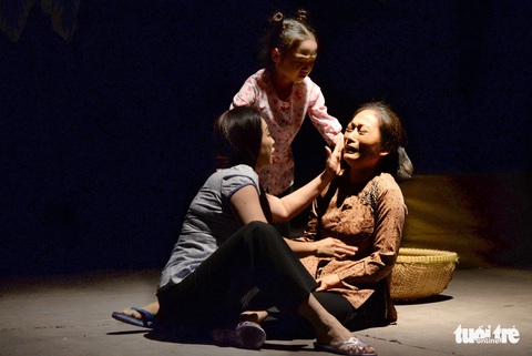 “Diều ơi” - Từ tình mẫu tử đến ký ức tuổi thơ - Ảnh 1. “Diều ơi” - Từ tình mẫu tử đến ký ức tuổi thơ - Ảnh 1.