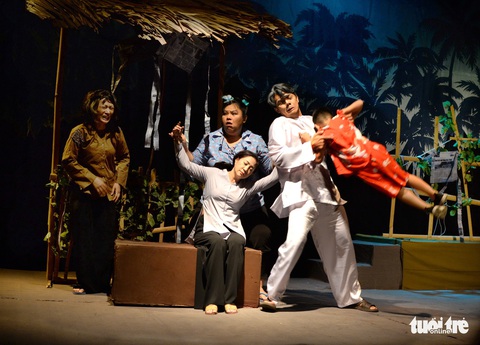 “Diều ơi” - Từ tình mẫu tử đến ký ức tuổi thơ - Ảnh 8. “Diều ơi” - Từ tình mẫu tử đến ký ức tuổi thơ - Ảnh 8.