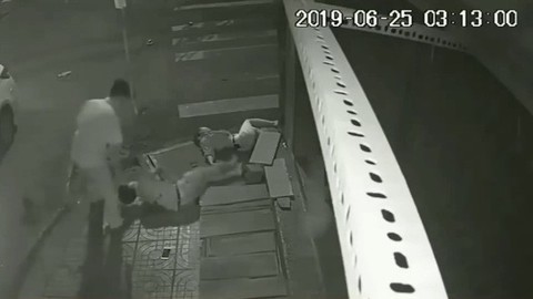 Tai nạn giao thông khắp nơi: Khẩn cầu những trái tim - bàn tay nhân ái - Ảnh 1. Tai nạn giao thông khắp nơi: Khẩn cầu những trái tim - bàn tay nhân ái - Ảnh 1.