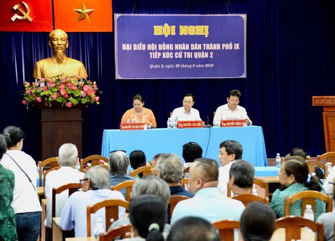 Cử tri quận 2 mong sớm giải quyết quyền lợi cho người dân Thủ Thiêm - Ảnh 1. Cử tri quận 2 mong sớm giải quyết quyền lợi cho người dân Thủ Thiêm - Ảnh 1.