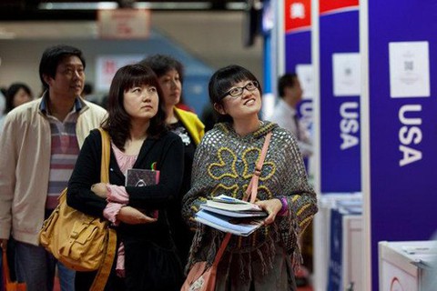 Trung Quốc cảnh báo công dân nguy cơ bị từ chối visa du học, nghiên cứu ở Mỹ - Ảnh 1. Trung Quốc cảnh báo công dân nguy cơ bị từ chối visa du học, nghiên cứu ở Mỹ - Ảnh 1.
