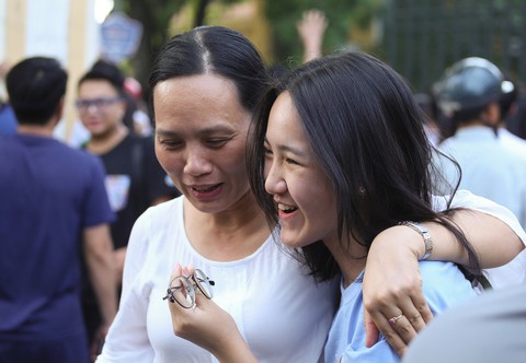 Vui buồn học trò đi thi lớp 10 - Ảnh 13. Vui buồn học trò đi thi lớp 10 - Ảnh 13.