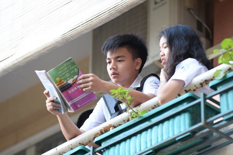 Vui buồn học trò đi thi lớp 10 - Ảnh 5. Vui buồn học trò đi thi lớp 10 - Ảnh 5.