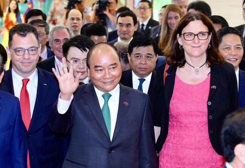 Việt Nam và EU chính thức ký đường cao tốc quy mô lớn - Ảnh 1. Việt Nam và EU chính thức ký đường cao tốc quy mô lớn - Ảnh 1.