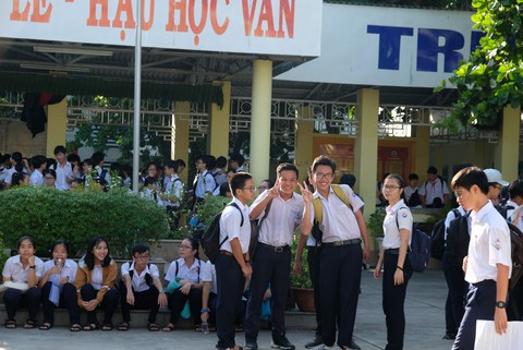 Khánh Hòa thi tuyển lại vào lớp 10 sau 6 năm - Ảnh 2. Khánh Hòa thi tuyển lại vào lớp 10 sau 6 năm - Ảnh 2.