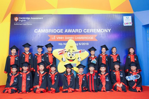 Apollo English vinh danh học viên đạt chứng chỉ Cambridge - Ảnh 3. Apollo English vinh danh học viên đạt chứng chỉ Cambridge - Ảnh 3.