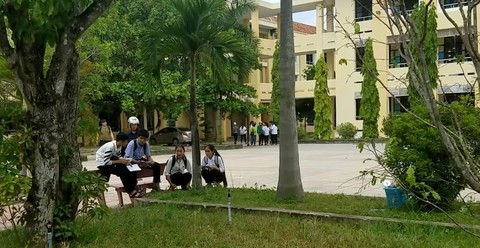 Bí thư Tỉnh ủy Quảng Bình yêu cầu công an điều tra vụ trùng đề thi - Ảnh 1. Bí thư Tỉnh ủy Quảng Bình yêu cầu công an điều tra vụ trùng đề thi - Ảnh 1.
