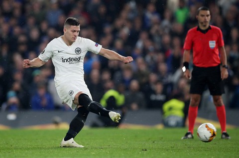 Real Madrid củng cố hàng công bằng tiền đạo Jovic - Ảnh 1. Real Madrid củng cố hàng công bằng tiền đạo Jovic - Ảnh 1.