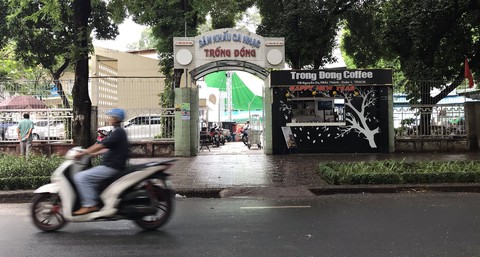Chủ đầu tư bãi đậu xe ngầm Trống Đồng sẽ khiếu nại - Ảnh 2. Chủ đầu tư bãi đậu xe ngầm Trống Đồng sẽ khiếu nại - Ảnh 2.