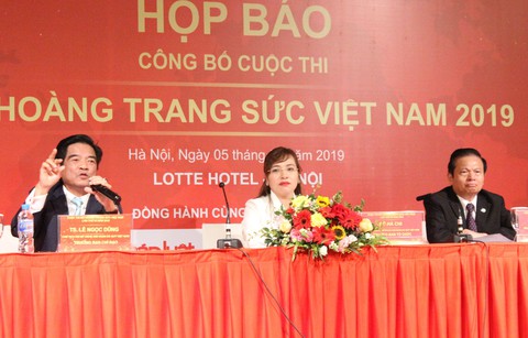 Lần đầu tiên, một cuộc thi sắc đẹp bỏ thi bikini trên sân khấu - Ảnh 1. Lần đầu tiên, một cuộc thi sắc đẹp bỏ thi bikini trên sân khấu - Ảnh 1.