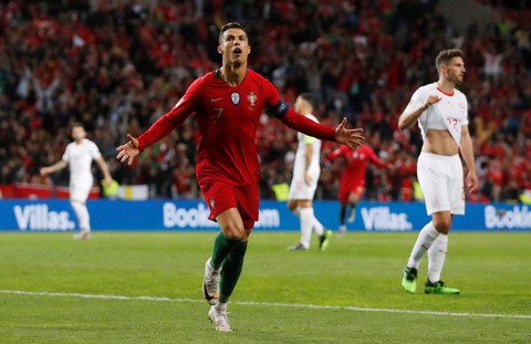 Ronaldo lập hat-trick, Bồ Đào Nha vào chung kết UEFA Nations League - Ảnh 4. Ronaldo lập hat-trick, Bồ Đào Nha vào chung kết UEFA Nations League - Ảnh 4.