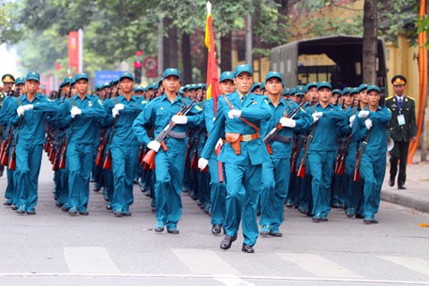 Quy định tổ chức tự vệ trong doanh nghiệp bị cho là khó khả thi - Ảnh 1. Quy định tổ chức tự vệ trong doanh nghiệp bị cho là khó khả thi - Ảnh 1.