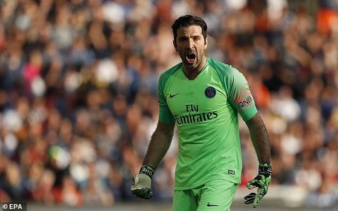 Buffon chia tay PSG nhưng chưa nghỉ hưu - Ảnh 1. Buffon chia tay PSG nhưng chưa nghỉ hưu - Ảnh 1.