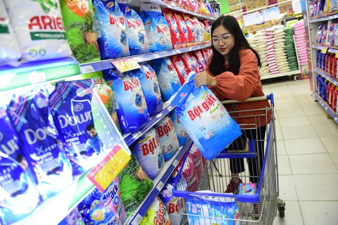 Mua hàng giá giảm phân nửa tại Co.opmart và Co.opXtra - Ảnh 1. Mua hàng giá giảm phân nửa tại Co.opmart và Co.opXtra - Ảnh 1.