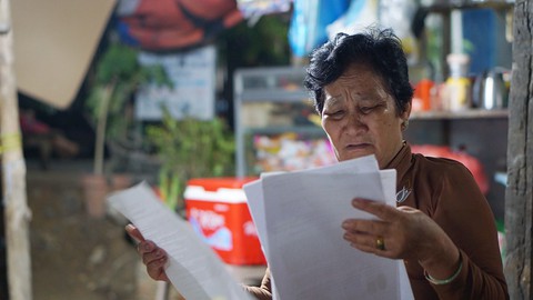 Lối đi chung đưa hàng xóm đến… tòa - Ảnh 1. Lối đi chung đưa hàng xóm đến… tòa - Ảnh 1.