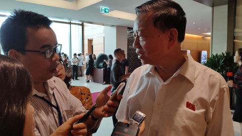 Bộ trưởng Tô Lâm: Đang làm rõ các cửa hàng lấy xăng giả từ nguồn Trịnh Sướng - Ảnh 1. Bộ trưởng Tô Lâm: Đang làm rõ các cửa hàng lấy xăng giả từ nguồn Trịnh Sướng - Ảnh 1.