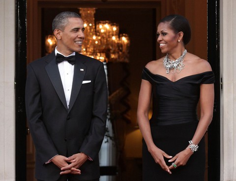 Vợ chồng ông Obama hợp tác sản xuất cho Spotify - Ảnh 1. Vợ chồng ông Obama hợp tác sản xuất cho Spotify - Ảnh 1.