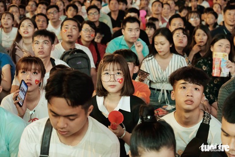 Khán giả hồi hộp theo dõi chung kết Kings cup 2019 - Ảnh 10. Khán giả hồi hộp theo dõi chung kết Kings cup 2019 - Ảnh 10.