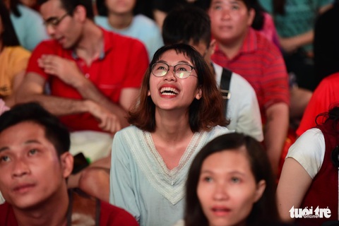 Khán giả hồi hộp theo dõi chung kết Kings cup 2019 - Ảnh 11. Khán giả hồi hộp theo dõi chung kết Kings cup 2019 - Ảnh 11.