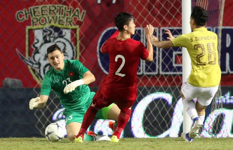 King’s Cup 2019: Cơ sở nào để kỳ vọng Văn Lâm, Quang Hải? - Ảnh 1. King’s Cup 2019: Cơ sở nào để kỳ vọng Văn Lâm, Quang Hải? - Ảnh 1.