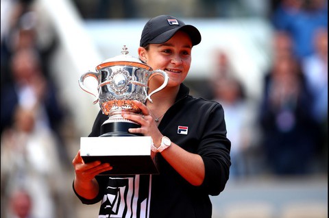Tay vợt Úc từng tính bỏ quần vợt vô địch Roland Garros - Ảnh 1. Tay vợt Úc từng tính bỏ quần vợt vô địch Roland Garros - Ảnh 1.