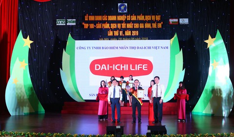 Dai-ichi Việt Nam vào top “Sản phẩm dịch vụ tốt nhất 2019” - Ảnh 1. Dai-ichi Việt Nam vào top “Sản phẩm dịch vụ tốt nhất 2019” - Ảnh 1.