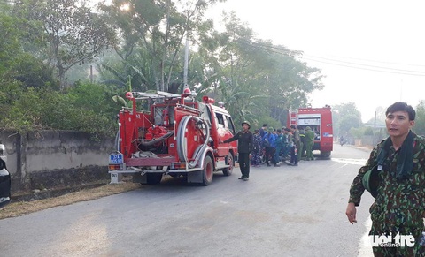 Quân dân căng mình ngày đêm chữa cháy cứu rừng - Ảnh 4. Quân dân căng mình ngày đêm chữa cháy cứu rừng - Ảnh 4.