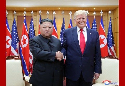 KCNA: Quan hệ tốt giữa 2 lãnh đạo khiến cuộc gặp Trump - Kim thành công - Ảnh 1. KCNA: Quan hệ tốt giữa 2 lãnh đạo khiến cuộc gặp Trump - Kim thành công - Ảnh 1.