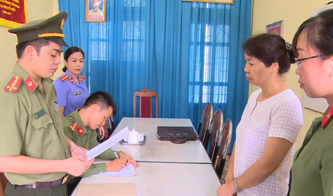 Vụ gian lận thi cử Sơn La: Cần cơ quan điều tra cấp cao hơn? - Ảnh 2. Vụ gian lận thi cử Sơn La: Cần cơ quan điều tra cấp cao hơn? - Ảnh 2.
