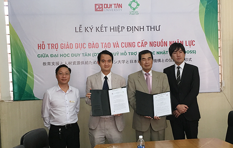 Đào tạo điều dưỡng ở chuẩn chất lượng cao - Ảnh 4. Đào tạo điều dưỡng ở chuẩn chất lượng cao - Ảnh 4.