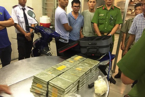 Hoãn xử vụ ông trùm ma túy Hiệu chuột buôn 400 bánh heroin - Ảnh 1. Hoãn xử vụ ông trùm ma túy Hiệu chuột buôn 400 bánh heroin - Ảnh 1.