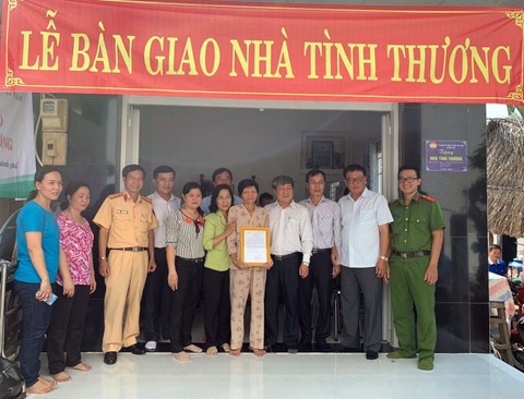 Ma men và nỗi đau sau những vụ tai nạn giao thông - Ảnh 2. Ma men và nỗi đau sau những vụ tai nạn giao thông - Ảnh 2.