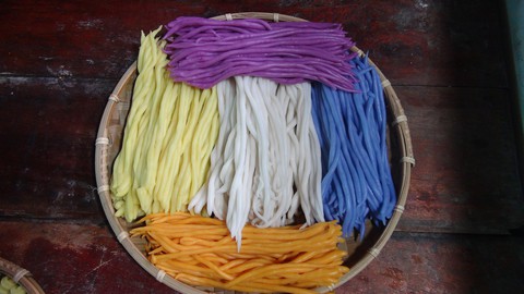 12 loại bánh dân gian ngon cỡ nào mà gia đình ông Trung nâng niu thế? - Ảnh 10. 12 loại bánh dân gian ngon cỡ nào mà gia đình ông Trung nâng niu thế? - Ảnh 10.