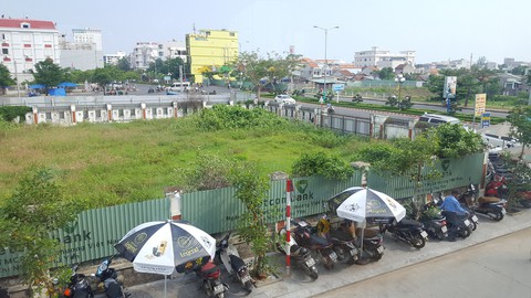 Phanh phui một loạt vụ giao đất vàng trái luật ở Phú Yên - Ảnh 4. Phanh phui một loạt vụ giao đất vàng trái luật ở Phú Yên - Ảnh 4.