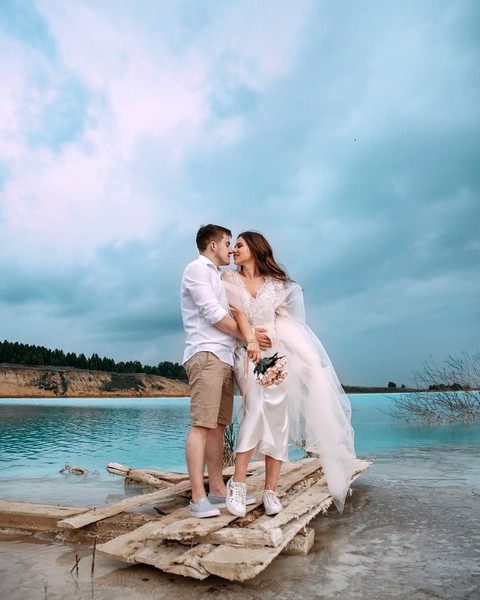 Nổi da gà khi dân Nga đổ đến hồ nước xanh y chang Tuyệt tình cốc Đà Lạt - Ảnh 6. Nổi da gà khi dân Nga đổ đến hồ nước xanh y chang Tuyệt tình cốc Đà Lạt - Ảnh 6.