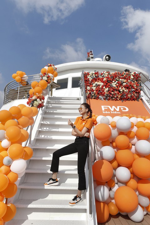 Dàn sao ủng hộ FWD Bảo hiểm hỗ trợ viện phí - Ảnh 2. Dàn sao ủng hộ FWD Bảo hiểm hỗ trợ viện phí - Ảnh 2.