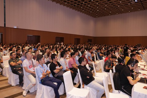 Vietnam Digital SEO Summit 2019 thu hút gần 1.000 người tham dự - Ảnh 1. Vietnam Digital SEO Summit 2019 thu hút gần 1.000 người tham dự - Ảnh 1.
