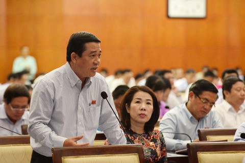 TP.HCM nghiên cứu cách cấp giấy cho chung cư bị thế chấp ngân hàng - Ảnh 2. TP.HCM nghiên cứu cách cấp giấy cho chung cư bị thế chấp ngân hàng - Ảnh 2.