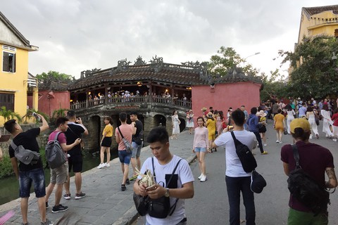 Thương cảng Hội An và những thách thức của một điểm đến hấp dẫn - Ảnh 1. Thương cảng Hội An và những thách thức của một điểm đến hấp dẫn - Ảnh 1.