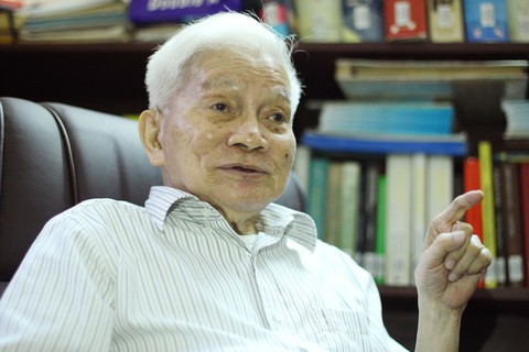 Nhớ GS Hoàng Tụy, thầy tóc bạc - lòng son - Ảnh 1. Nhớ GS Hoàng Tụy, thầy tóc bạc - lòng son - Ảnh 1.
